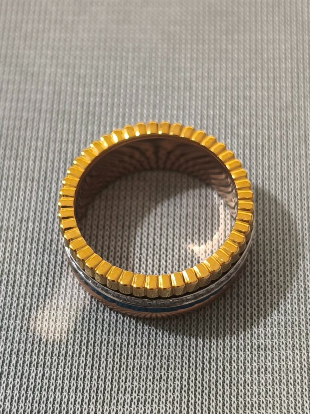 Boucheron Blue Ring Diamond-Set Four-Band Design Ring - Picture 3 of 6